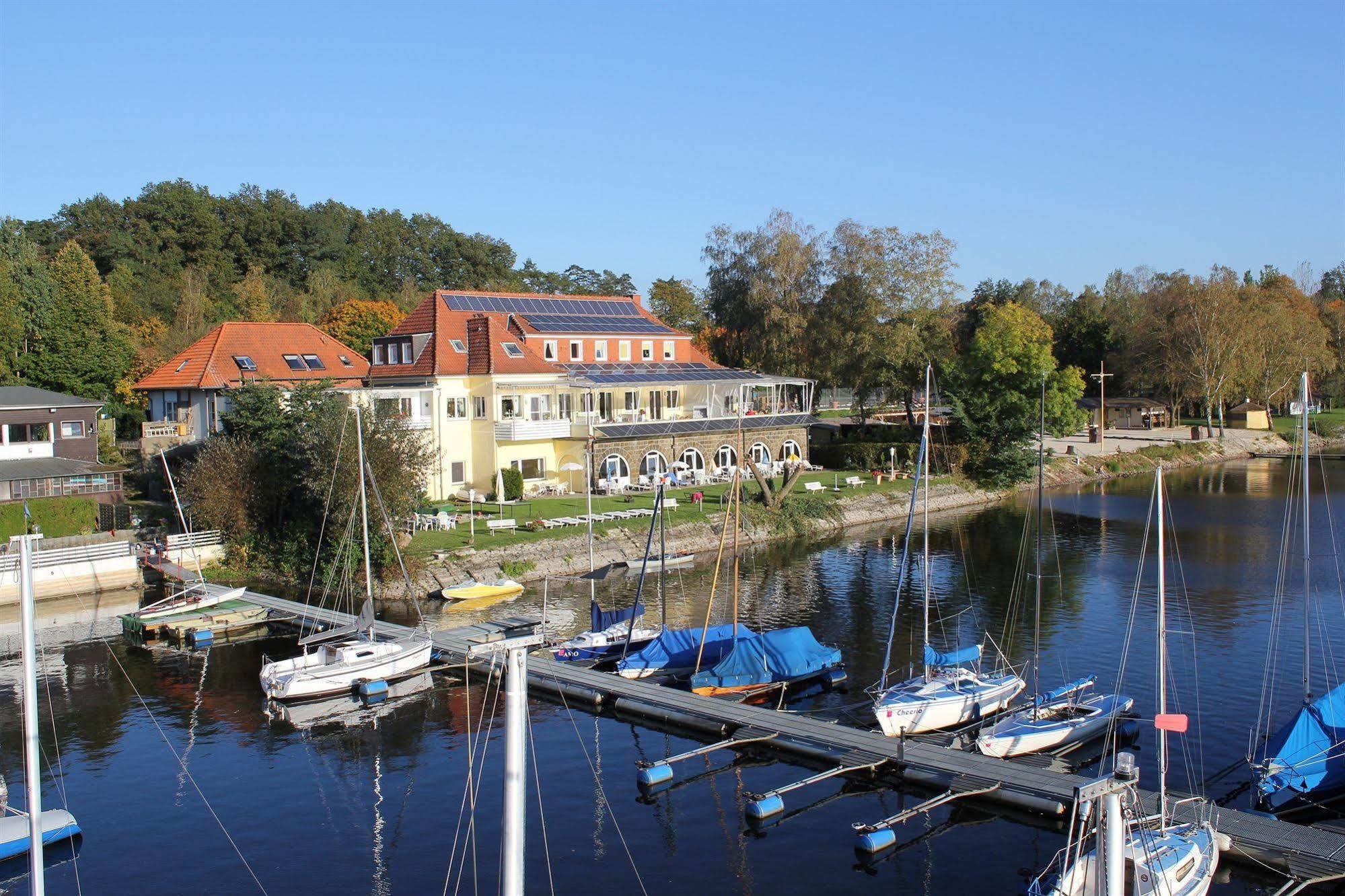 Ferienwohnung Strandhof Mohnesee エクステリア 写真